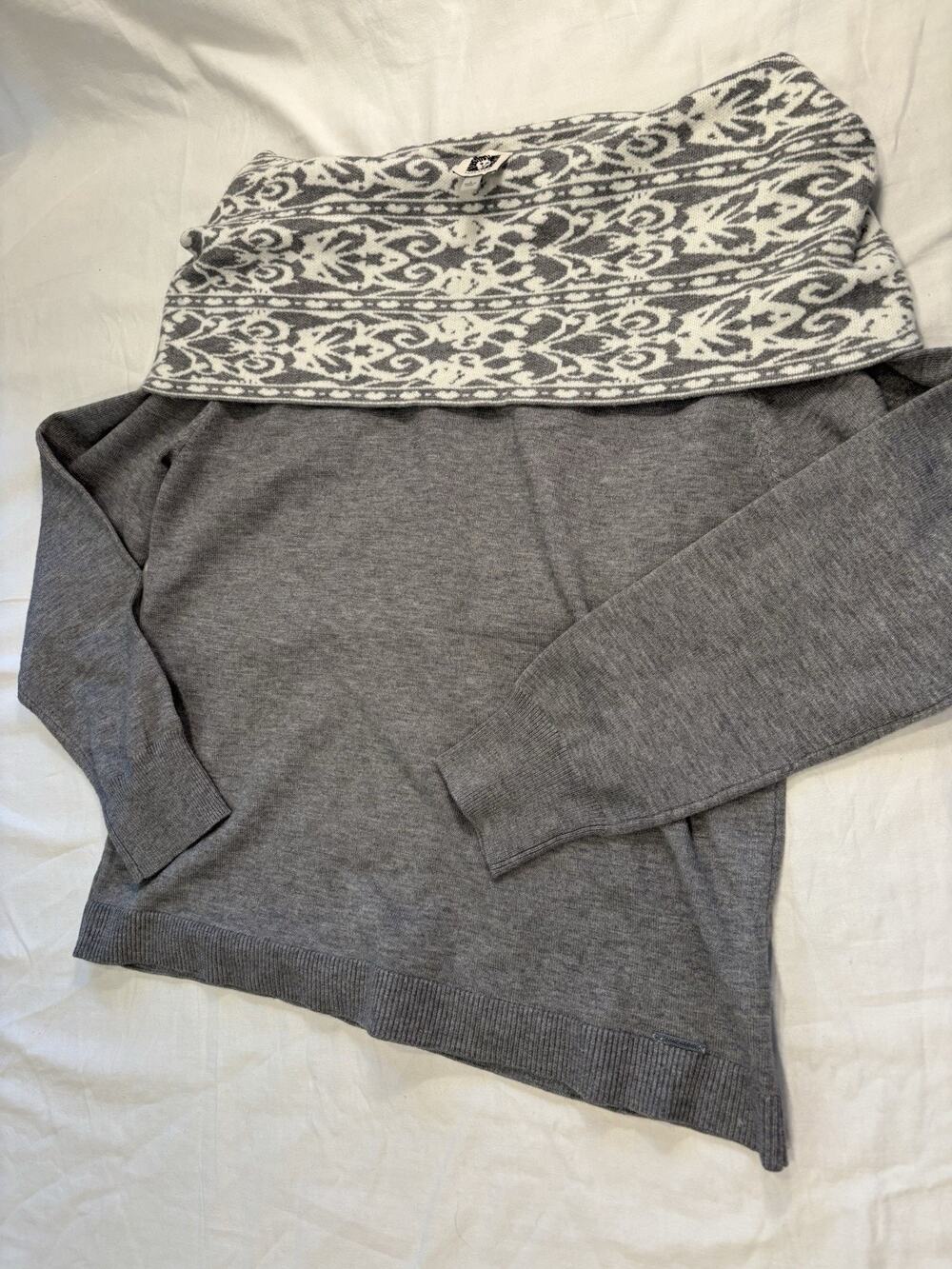 Anne Klein Off Shoulder Women's Gray Sweater Size Large